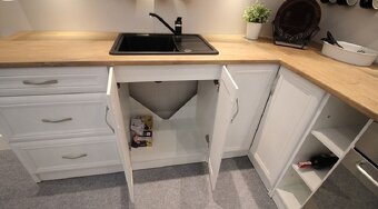 vzorkovakuchyňská sestava za super cenu - 7