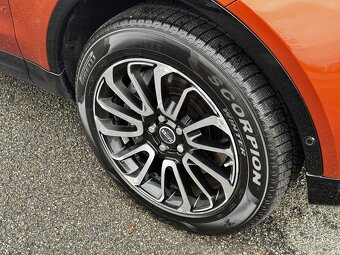 Land Rover Discovery 3.0 - 7