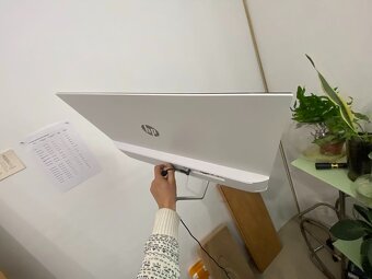 Monitor HP 27" M27fw - 7