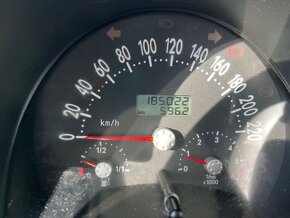 Volkswagen New Beetle 1.4 Style, Klima - 7