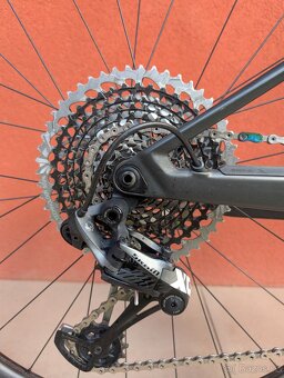 Canyon Lux CF SL 8.0 M - 7