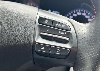 Hyundai Kona 1.6T-GDi AUTOMAT KAMERA KLIMA automat 130 kw - 7