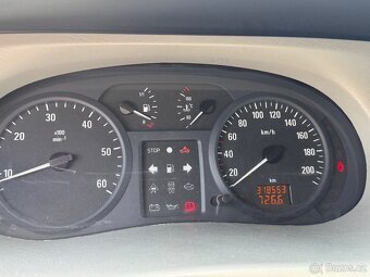 Opel Vivaro 2.5 tdi, 9 míst - 7