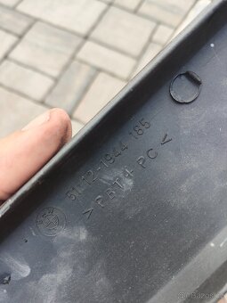 BMW E34 lišty nárazníku - 7