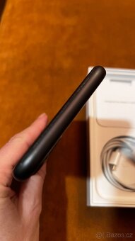 Prodám černý iPhone 11 128GB v.super stavu - 7