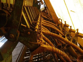 Secí stroj SAXONIA na traktor RS-09 - 7