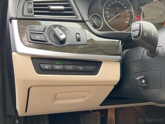 BMW f11 530d 180kw 2011 sport, masaž, max vybava - 7