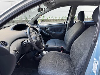 TOYOTA YARIS 1.0 VVTI AUTOMATICKÁ PŘEVODOVKA - 7
