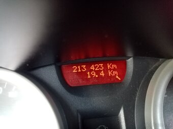 Renault Megane 1.6 16v 83kW r.v.2003 - 7