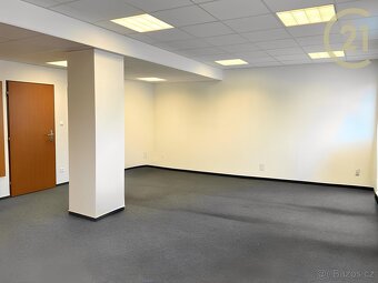 Kancelářské prostory v hlídaném areálu – samostatné patro... - 7