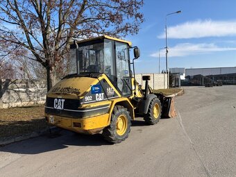 Kolový nakladač Caterpillar 902, nutná oprava motoru - 7