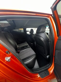 Prodám Hyundai Veloster 1.6 - 7