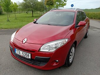 Prodám Renault Megane kombi 1.5DCI 78Kw r.v.2010 - 7
