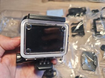 Outdoorová sportovní kamera 4K + bohaté příslušenství nová - 7