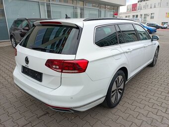VW Passat GTE 1.4TSI eHybrid 160kW DSG - záruka Autodraft - 7