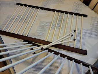 Dětská postýlka s matraci a uzavřeným šuplikem - 7