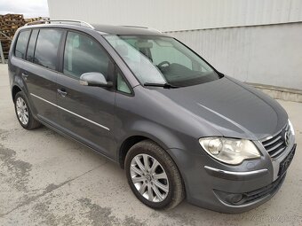 Volkswagen Touran 2.0 TDI, 7 míst, DSG - 7