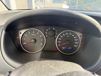 Hyundai I20 1.25 16v 63kw rok 8/2013 5 Star edition - 7