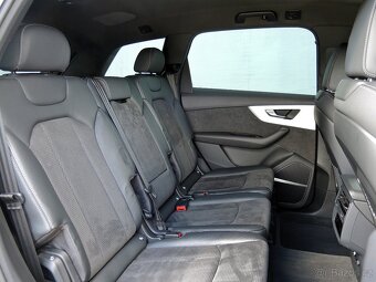 SQ7 4.0TDI Quattro Tiptronic - 7