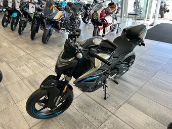 CF Moto NK 450 2025 - 7