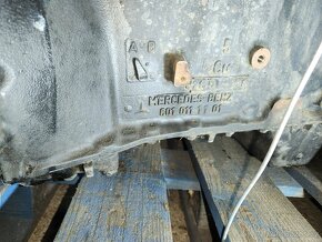 MERCEDES MOTOR 601 DIESEL - 7