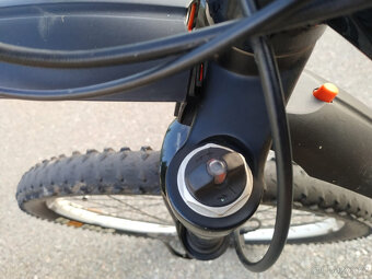 Carrera Banshee - full, celopéro, celoodpružené kolo - 7