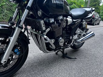 Yamaha XJR 1300 - 7