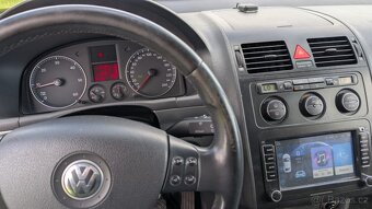 VW Touran 2,0 Tdi automat - 7