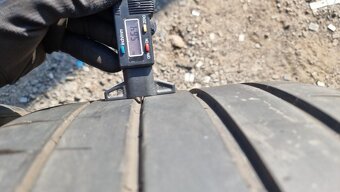 Letní pneu 275/40/19 Michelin - 7