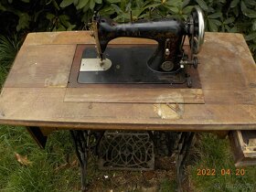 šicí stroj Singer,Royal a ANKER - 7