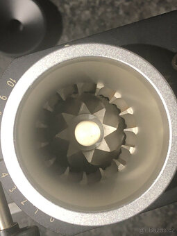 Mlýnek na kávu Kafatek Monolith MC1 2017 - 7