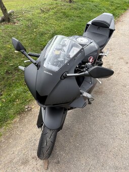Honda CBR 600RR 2025 - možnost přidání okruhových doplňků - 7
