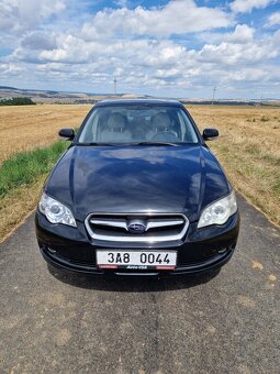 Subaru Legacy IV sedan 3.0 180kW - 7