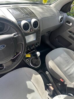 Ford Fusion 1.4 - 7