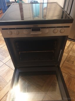 Sklokeramicky sporak AEG 60cm - 7