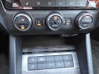 Octavia Scout 2.0 Tdi 135kw DSG stk 2/2027 153t.km - 7