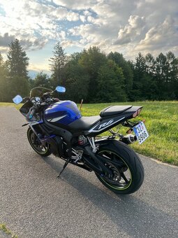 Yamaha YZF R6 - 7