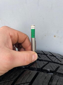 Kola Hyundai i40 17” a zimní pneu - 7