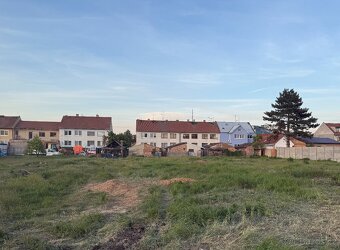 Prodej stavebního pozemku 994 m² - 7