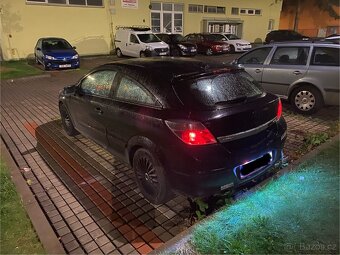 Prodám Opel Astra H GTC 1.9 cdti 88 kW - 7