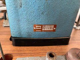 Průmyslový šicí stroj - na šití kůže (koženky) - 7