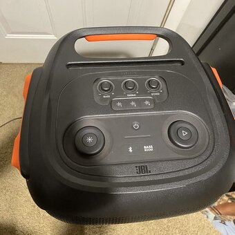 JBL 710 800W - 7