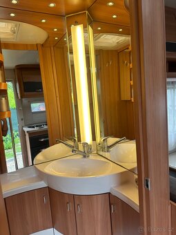 Hobby De Luxe 490 KMF - 7