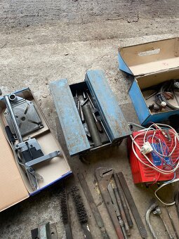 Úklid staré dílny - 7