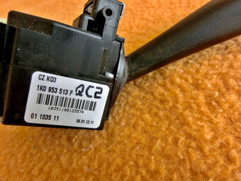 Octavia 2 páčky a spínačka - 7