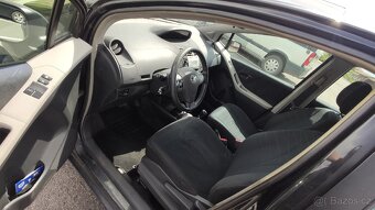 Toyota Yaris R.v.2006 1.3 Automat - 7