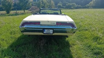 PONTIAC Parisienne 2+2 - Kabriolet - 7