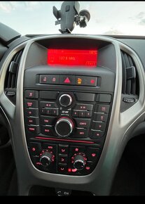 Opel Astra 1.7 cdti, 81kw, nová STK - 7