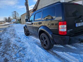 Dodge Nitro - 7
