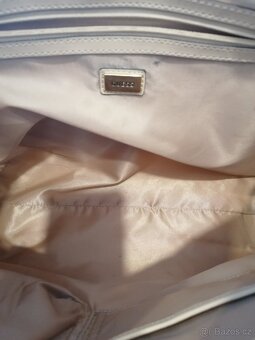 Kabelka Guess. - 7